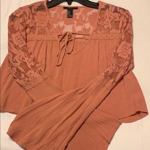 Forever 21 Cropped flowy semi-lace top